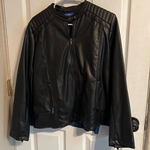 LIKE NEW. ONLY WORE ONCE